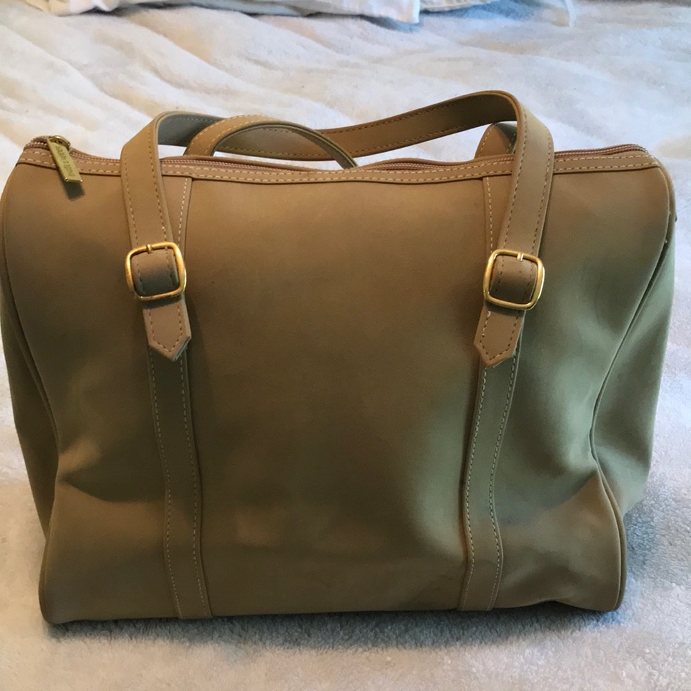 Estée Lauder make up bag